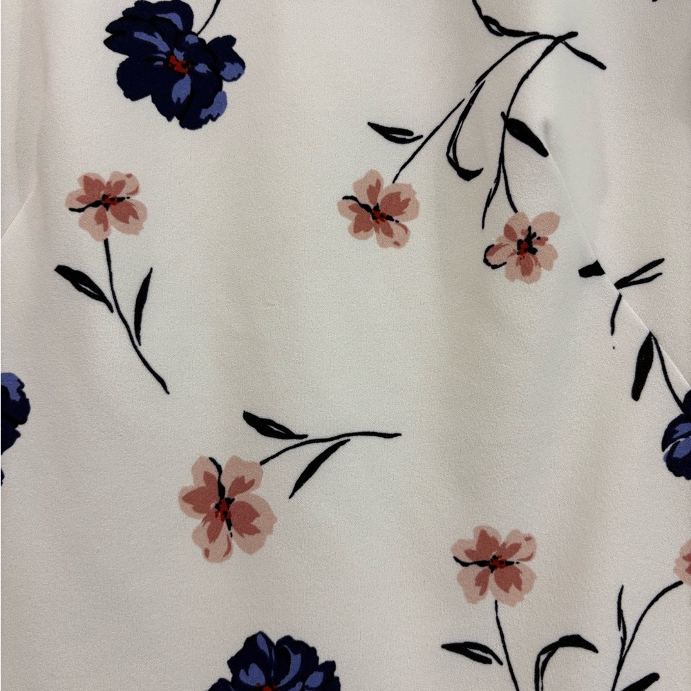 Lauren Ralph Lauren Women’s Floral Bell Sleeve Shift Dress, 6 - Picture 8 of 9